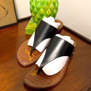 Brand New Sam Edelman Thong Sandals 6.5